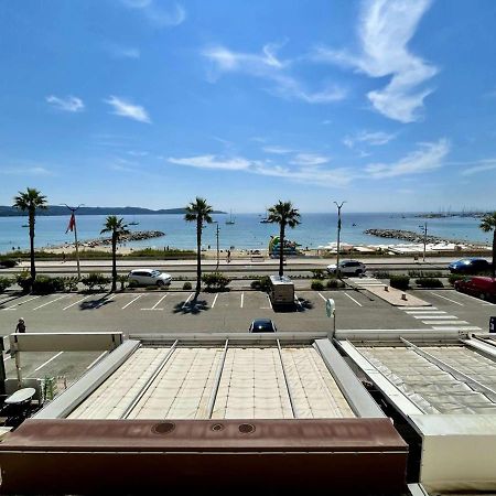 Superbe Apt 2P Front De Mer Pour 4 Pers Avec Terrasse - Cavalaire-Sur-Mer - Fr-1-226B-162 ภายนอก รูปภาพ