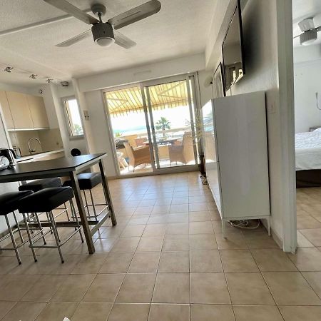 Superbe Apt 2P Front De Mer Pour 4 Pers Avec Terrasse - Cavalaire-Sur-Mer - Fr-1-226B-162 ภายนอก รูปภาพ